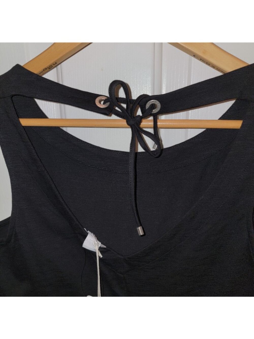 Tommy Bahama Black Sheath Dress Women Large LBD Low Back Sleeveless Stretch - Picture 4 of 7